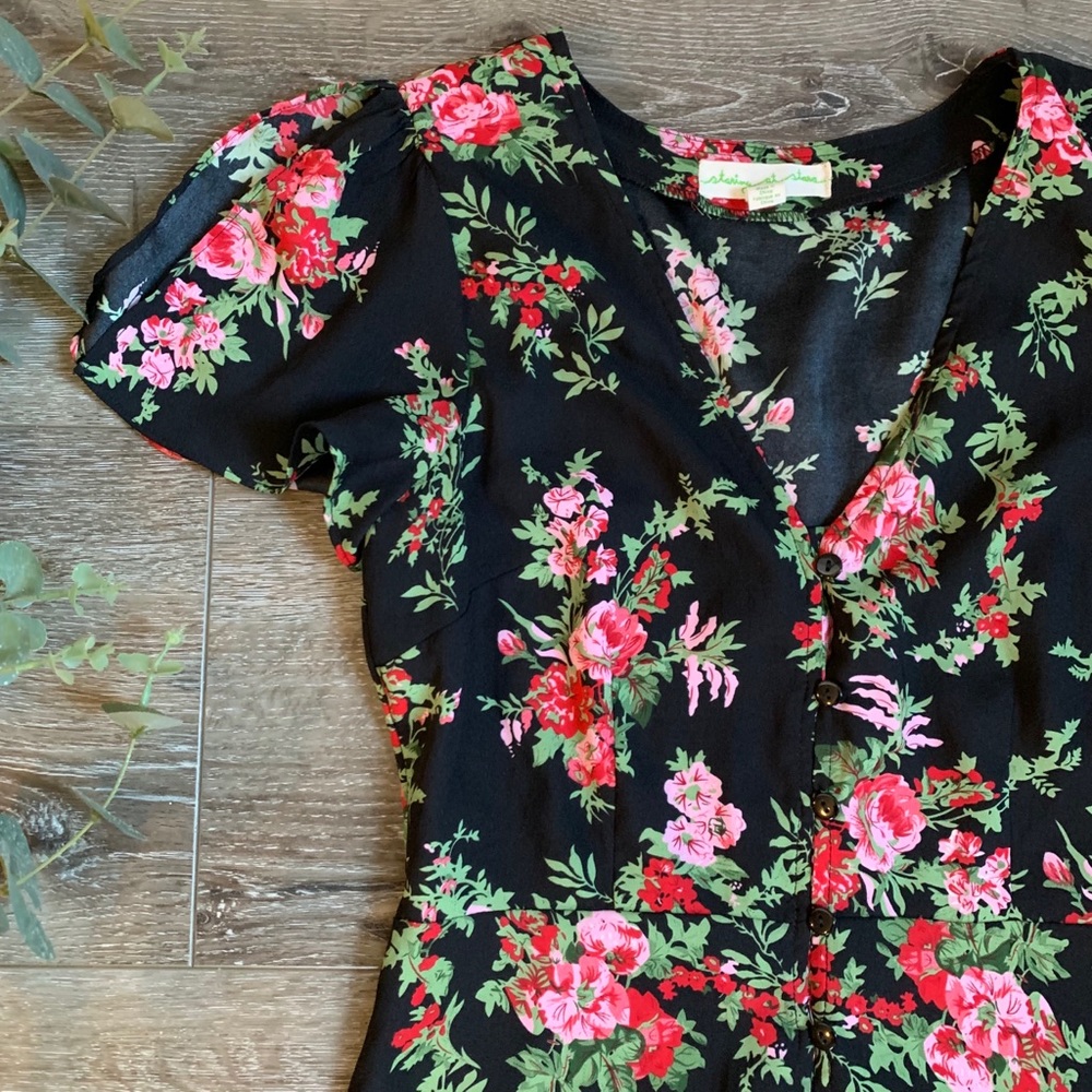 Urban Outfitters Floral flutter sleeves dress